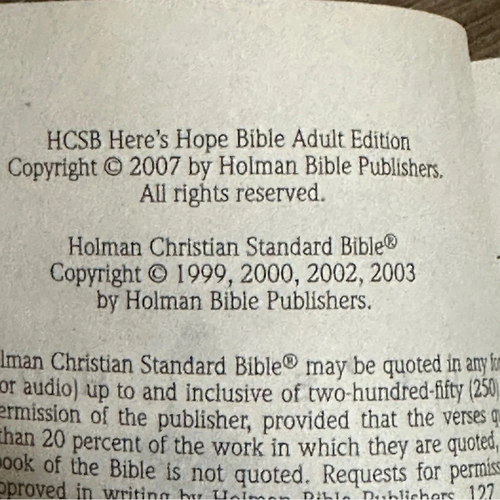Here’s Hope‎ Bible Adult Edition 2007 Holman Christian Standard Bible